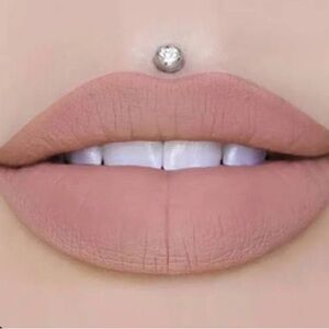 Jeffree Star MANNEQUIN Velour matte Soft Pink Lipstick